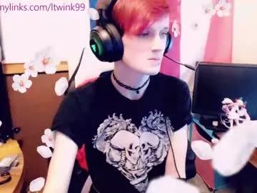 lilistars from Chaturbate