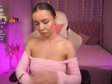 lilliandiaz from Chaturbate