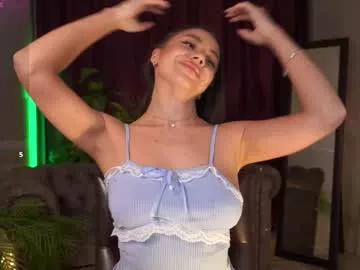 lilliandiaz from Chaturbate