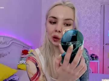 lillimooore from Chaturbate