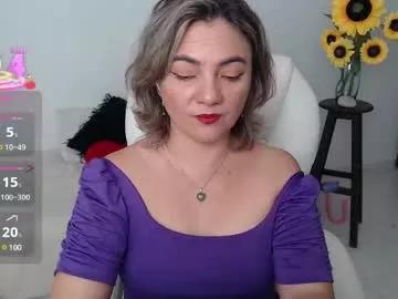 lilly_milf from Chaturbate