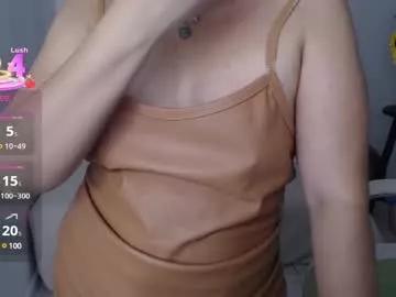 lilly_milf from Chaturbate