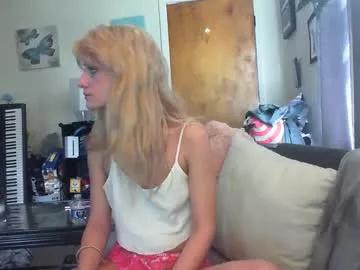 lilvioletxxx from Chaturbate