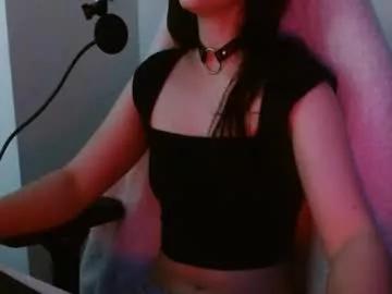lilythrone from Chaturbate