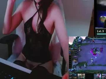 lilythrone from Chaturbate