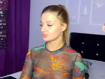 Explore our live girls sluts from our Custom and Multi clubs and checkout exclusive access to highly interactive content, such as shape, hair, titties, pussy type and many more.