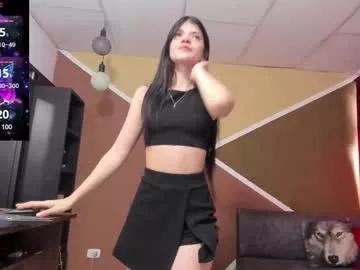 Explore our live girls sluts from our Custom and Multi clubs and checkout exclusive access to highly interactive content, such as shape, hair, titties, pussy type and many more.