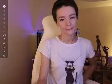 litllle_alis_a from Chaturbate