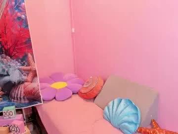 little_effy18_ from Chaturbate