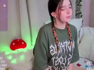 little_teya from Chaturbate