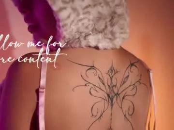 little_vel from Chaturbate