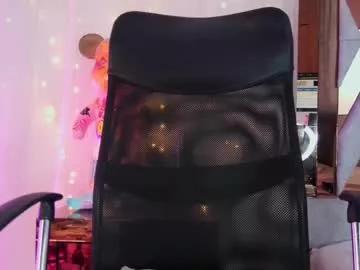 littleaysheel from Chaturbate