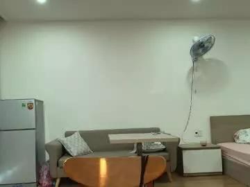 littlemolly1 from Chaturbate