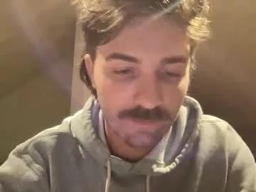 littlenudenudist from Chaturbate