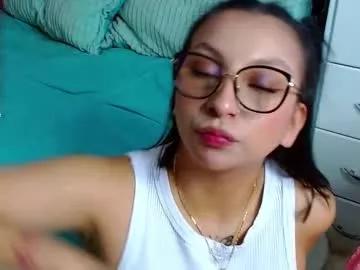 littlerouse_ from Chaturbate