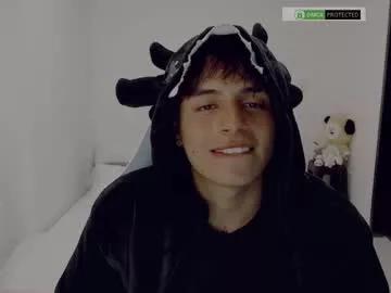 littlezhalem from Chaturbate