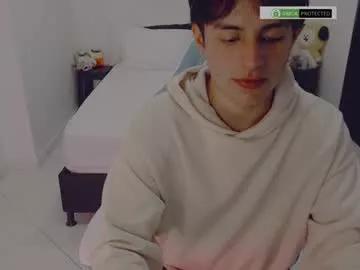 littlezhalem from Chaturbate