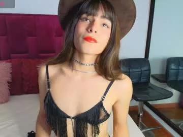 Explore our live girls sluts from our Custom and Multi clubs and checkout exclusive access to highly interactive content, such as shape, hair, titties, pussy type and many more.
