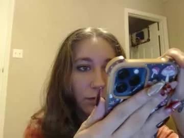 llena_de_lechee from Chaturbate