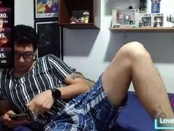 lobomx19 from Chaturbate
