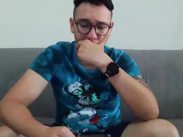 lobomx19 from Chaturbate