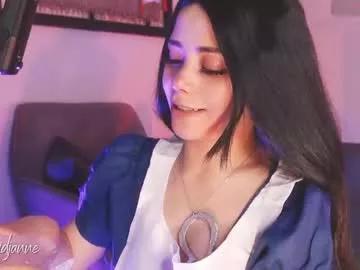 Loiijanne webcams show profile image 