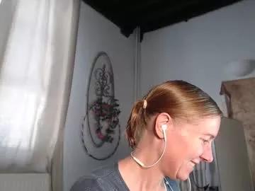 lola_belgium from Chaturbate