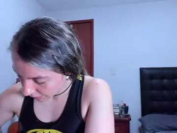 lolawinx_ from Chaturbate