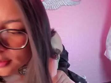 lolaxxxperiience from Chaturbate