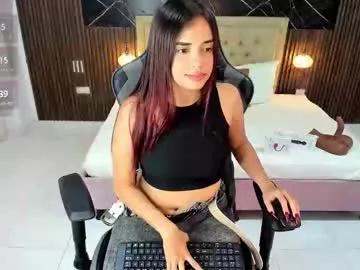 Explore our live girls sluts from our Custom and Multi clubs and checkout exclusive access to highly interactive content, such as shape, hair, titties, pussy type and many more.