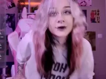 lollyshy__ from Chaturbate