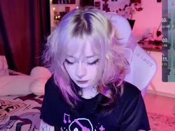 lollyshy__ from Chaturbate