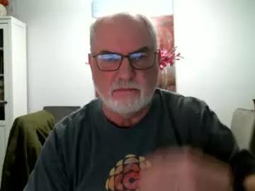 loop102 from Chaturbate