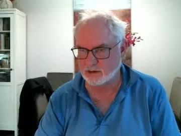 loop102 from Chaturbate