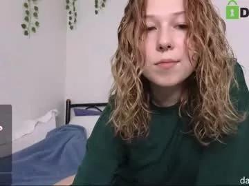 lottie_shine from Chaturbate