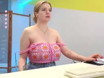 lovlybambi from Chaturbate