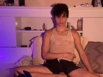 Luan2006lovecarti webcams show profile image 