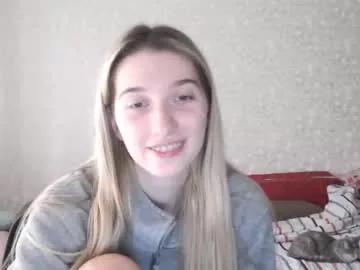 lucyreeel from Chaturbate is Freechat