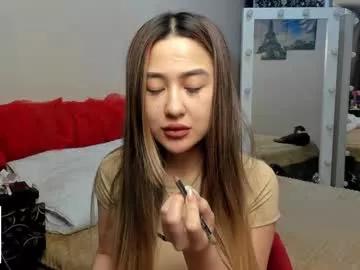 luluu_l from Chaturbate