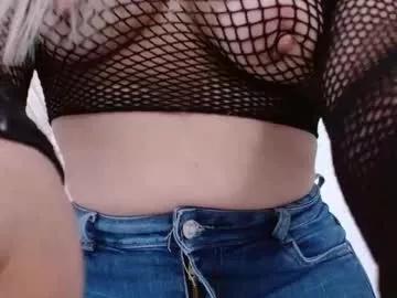Explore our live girls sluts from our Custom and Multi clubs and checkout exclusive access to highly interactive content, such as shape, hair, titties, pussy type and many more.