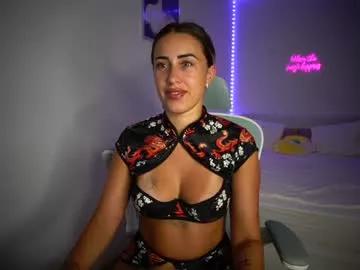 Explore our live girls sluts from our Custom and Multi clubs and checkout exclusive access to highly interactive content, such as shape, hair, titties, pussy type and many more.