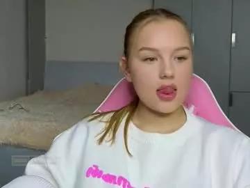 Lunar_flare webcams show profile image 