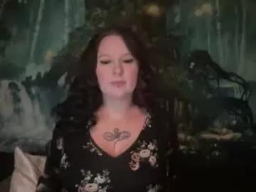 Luvvvmia webcams show profile image 