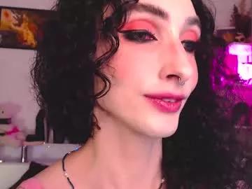 luxury_mommy from Chaturbate