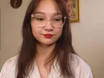 lynngroves from Chaturbate