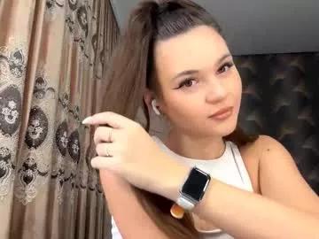 madalenesnedeger from Chaturbate