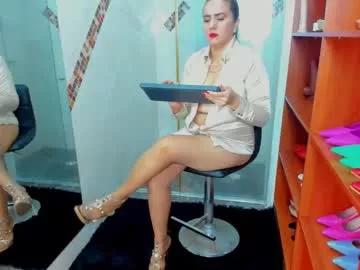Explore our live girls sluts from our Custom and Multi clubs and checkout exclusive access to highly interactive content, such as shape, hair, titties, pussy type and many more.