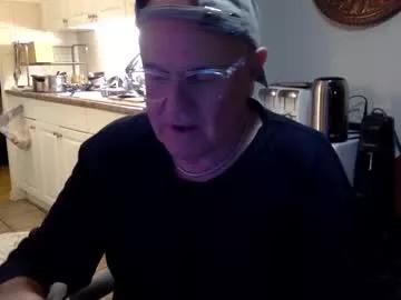 madmanacrossthewater from Chaturbate