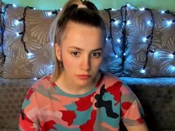 maggiecake from Chaturbate