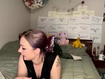mamiclouds from Chaturbate